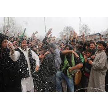 2 killed in clash at PDP’s victory celebration in Kashmir